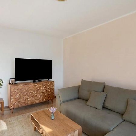 Charmentes Privatzimmer Mit Kueche, Naturgebiet Dusseldorf Luaran gambar