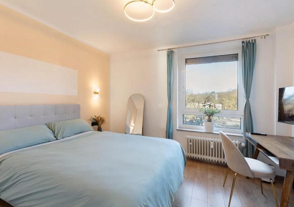 Charmentes Privatzimmer Mit Kueche, Naturgebiet Dusseldorf Luaran gambar
