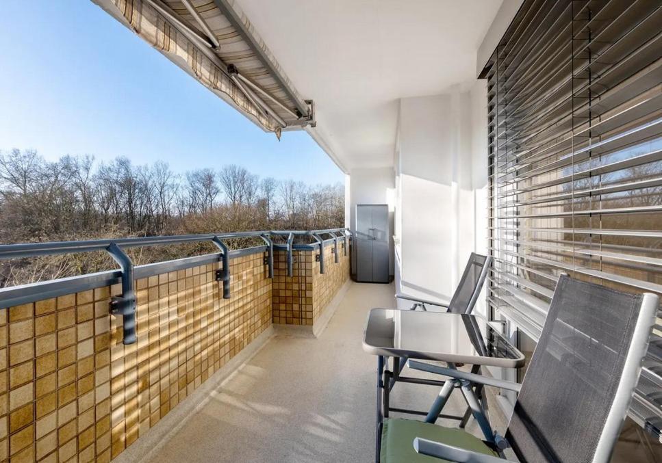 Charmentes Privatzimmer Mit Kueche, Naturgebiet Dusseldorf Luaran gambar